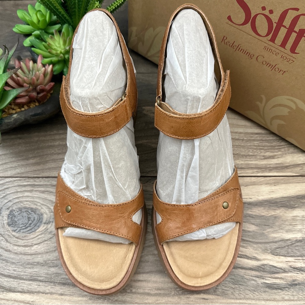 NIB Sofft Cyndy Strappy Wedge Leather Sandal Luggage Tan 9M 40 - Picture 2 of 13